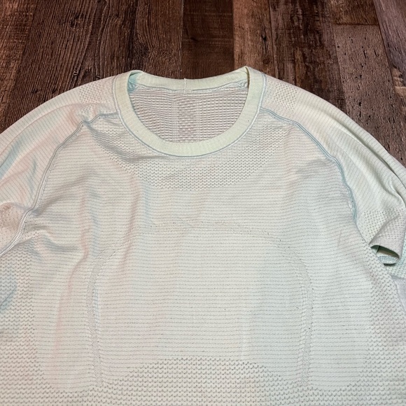 Lululemon Swiftly Tech Long Sleeve Mint Moment Black Hem Size 6 - Picture 2 of 6